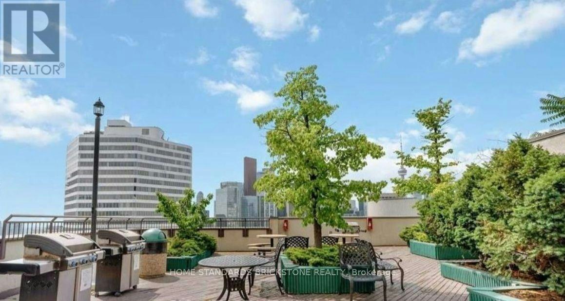 2421-633 Bay Street, Toronto, ON, M5G 2G4 - 22
