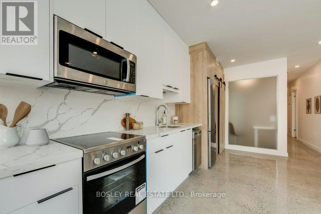 43-41 River Street, Toronto, ON, M5A 3P1 - 3