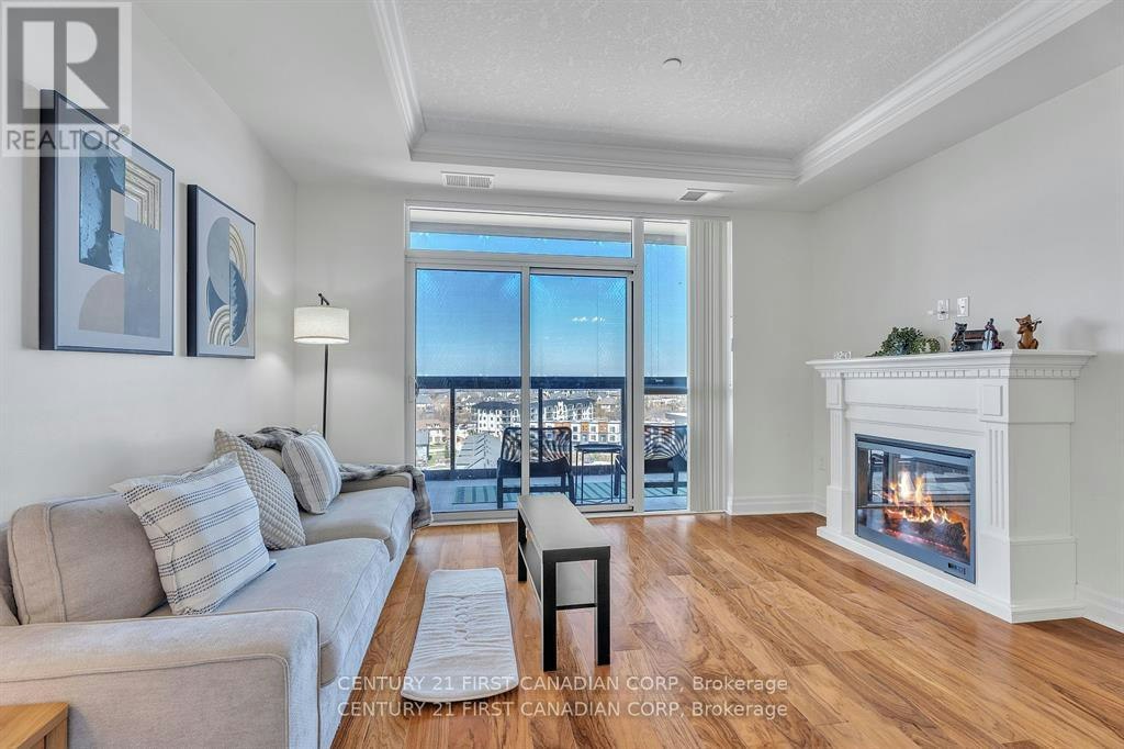 812-240 Villagewalk Boulevard, London, ON, N6G 0P6 - 2