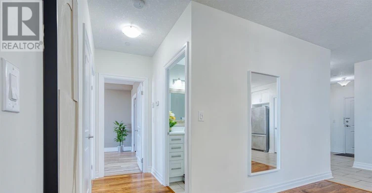 812-240 Villagewalk Boulevard, London, ON, N6G 0P6 - 23