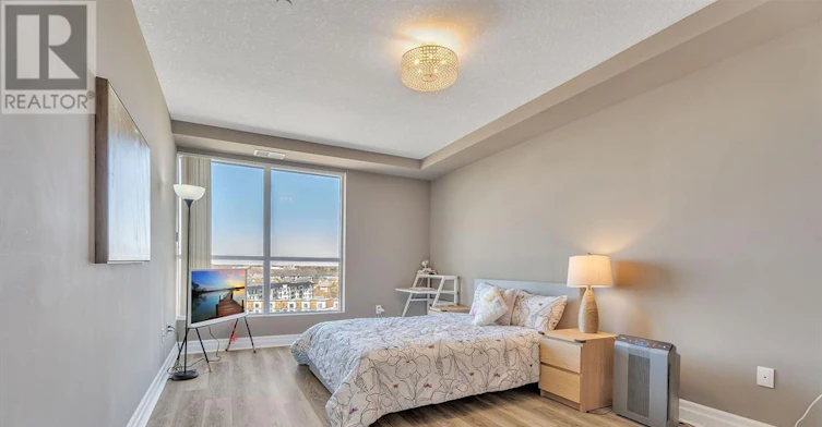 812-240 Villagewalk Boulevard, London, ON, N6G 0P6 - 5