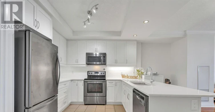 812-240 Villagewalk Boulevard, London, ON, N6G 0P6 - 16