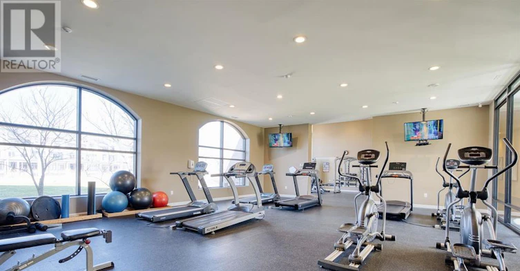 812-240 Villagewalk Boulevard, London, ON, N6G 0P6 - 44