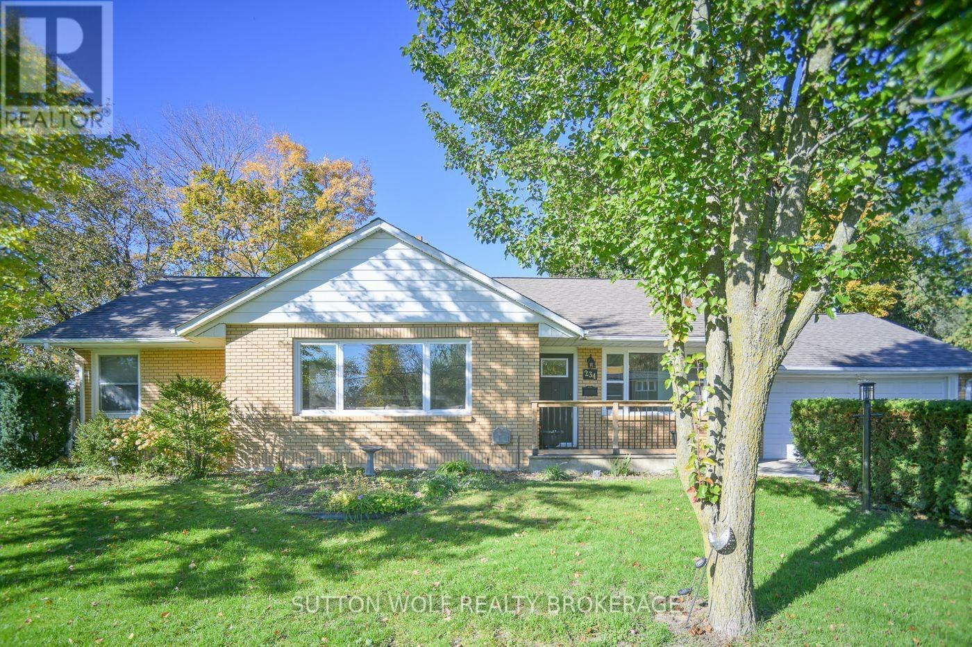 234 Carrie Street, Strathroy, ON, N7G 3C8