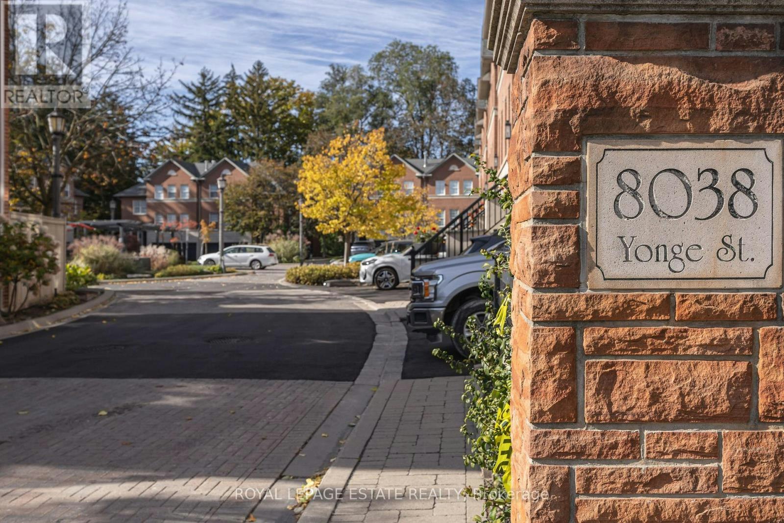 17-8038 Yonge Street, Vaughan, ON, L4J 1W3