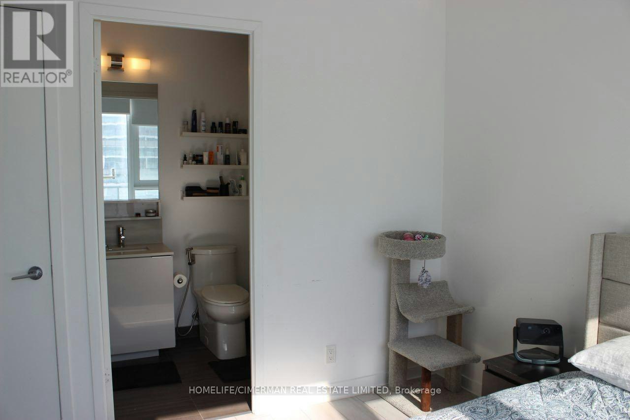 905-5 Buttermill Avenue, Vaughan, ON, L4K 0J5 - 12