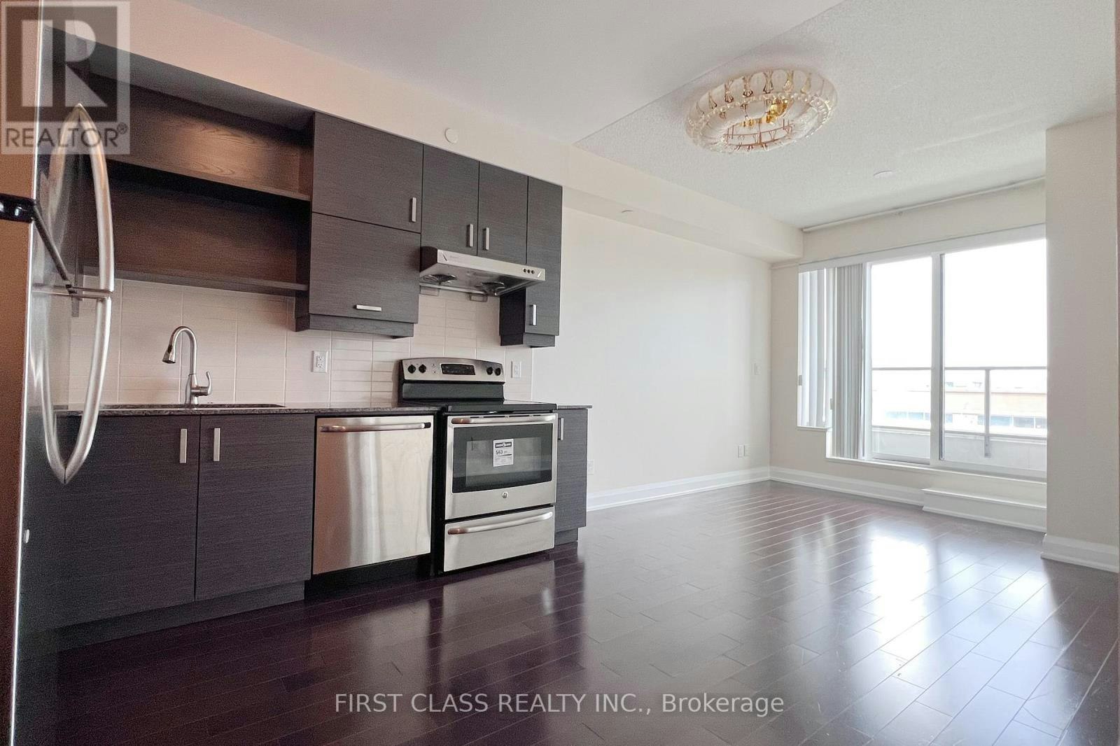 315-8200 Birchmount Road, Markham, ON, L3R 9W1 - 5