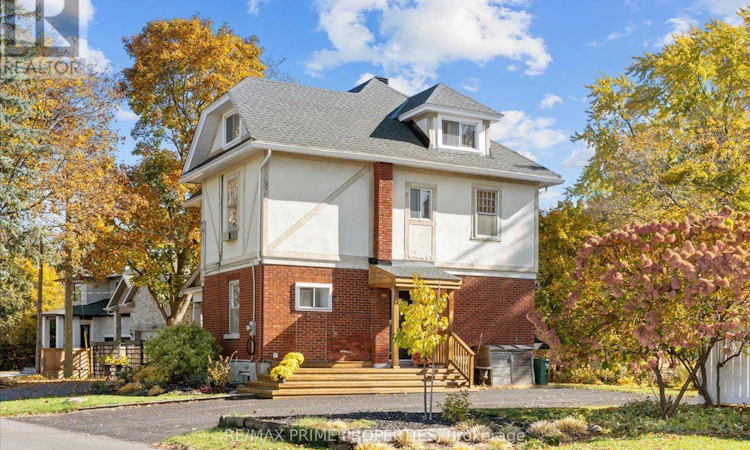 24 Kemp Drive