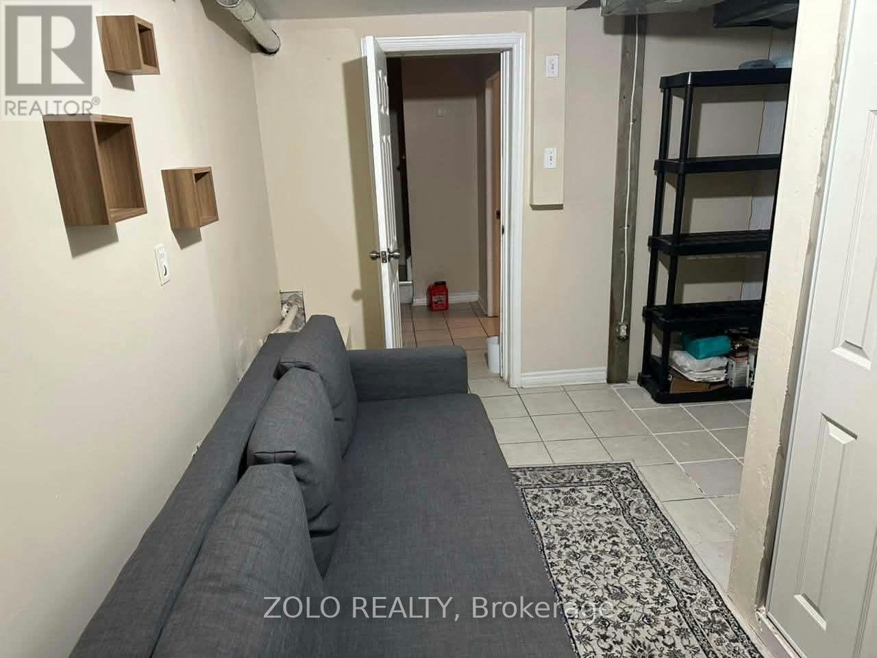 12 Quinby Court, Toronto, ON, M9V 2V3 - 7