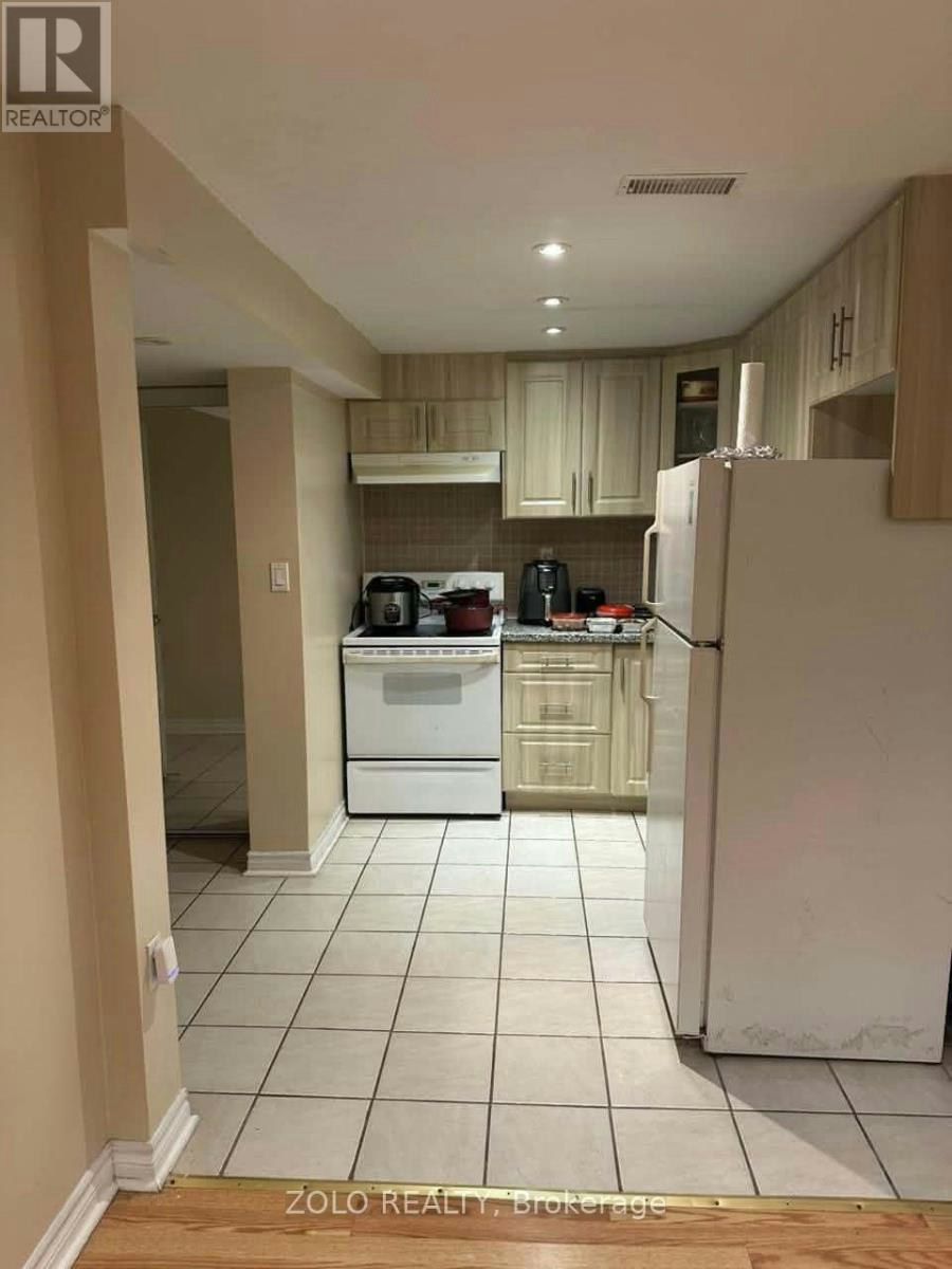 12 Quinby Court, Toronto, ON, M9V 2V3 - 5
