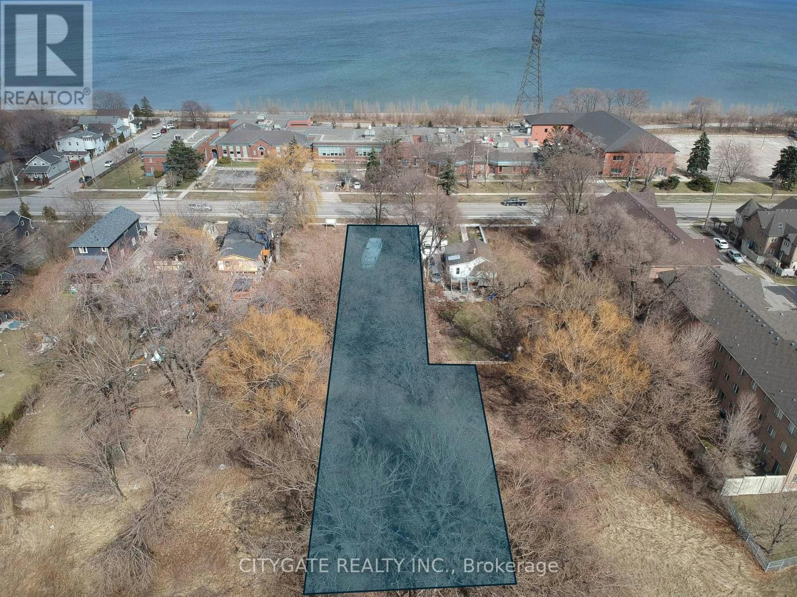 496 Beach Boulevard, Hamilton, ON, L8H 6X3