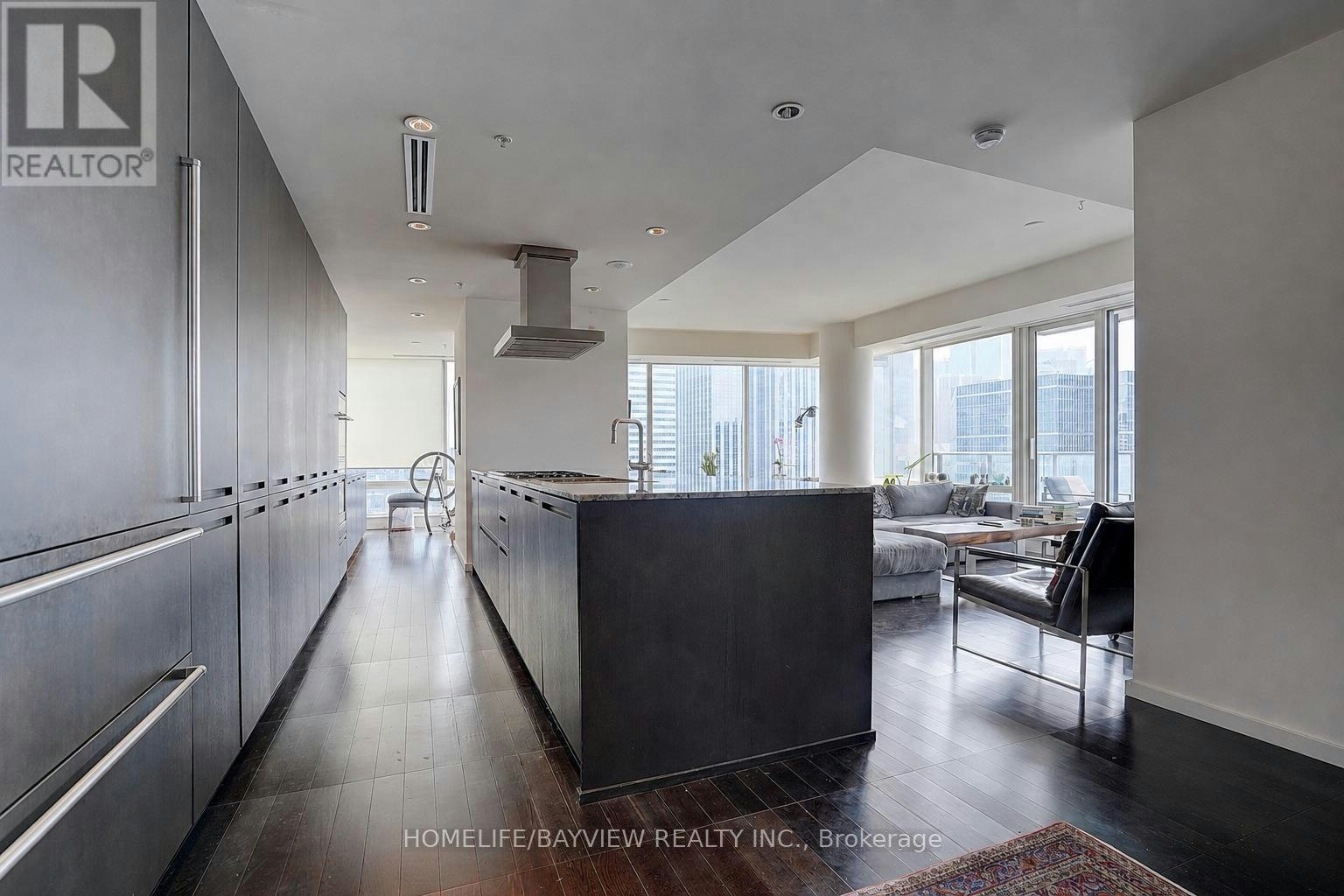 3509-180 University Avenue, Toronto, ON, M5H 0A2 - 2