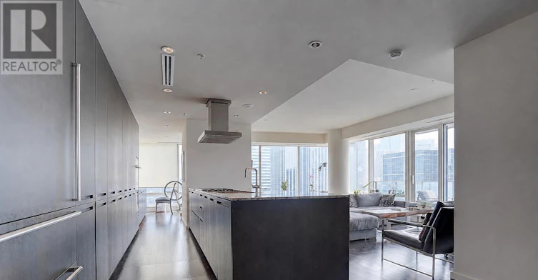 3509-180 University Avenue, Toronto, ON, M5H 0A2 - 2