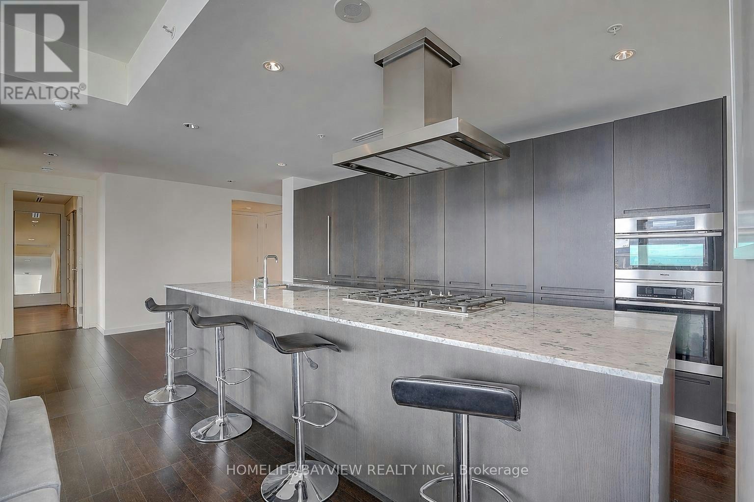 3509-180 University Avenue, Toronto, ON, M5H 0A2 - 6