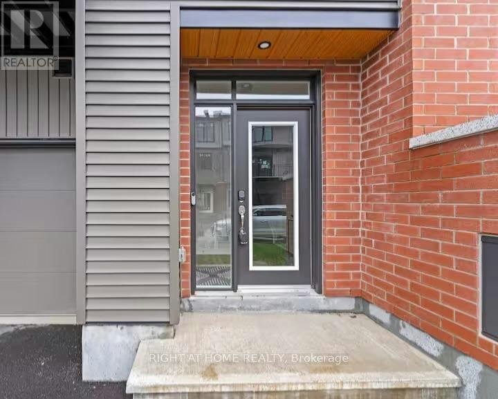 414 Jewelwing Private, Ottawa, ON, K1X 0M7 - 2