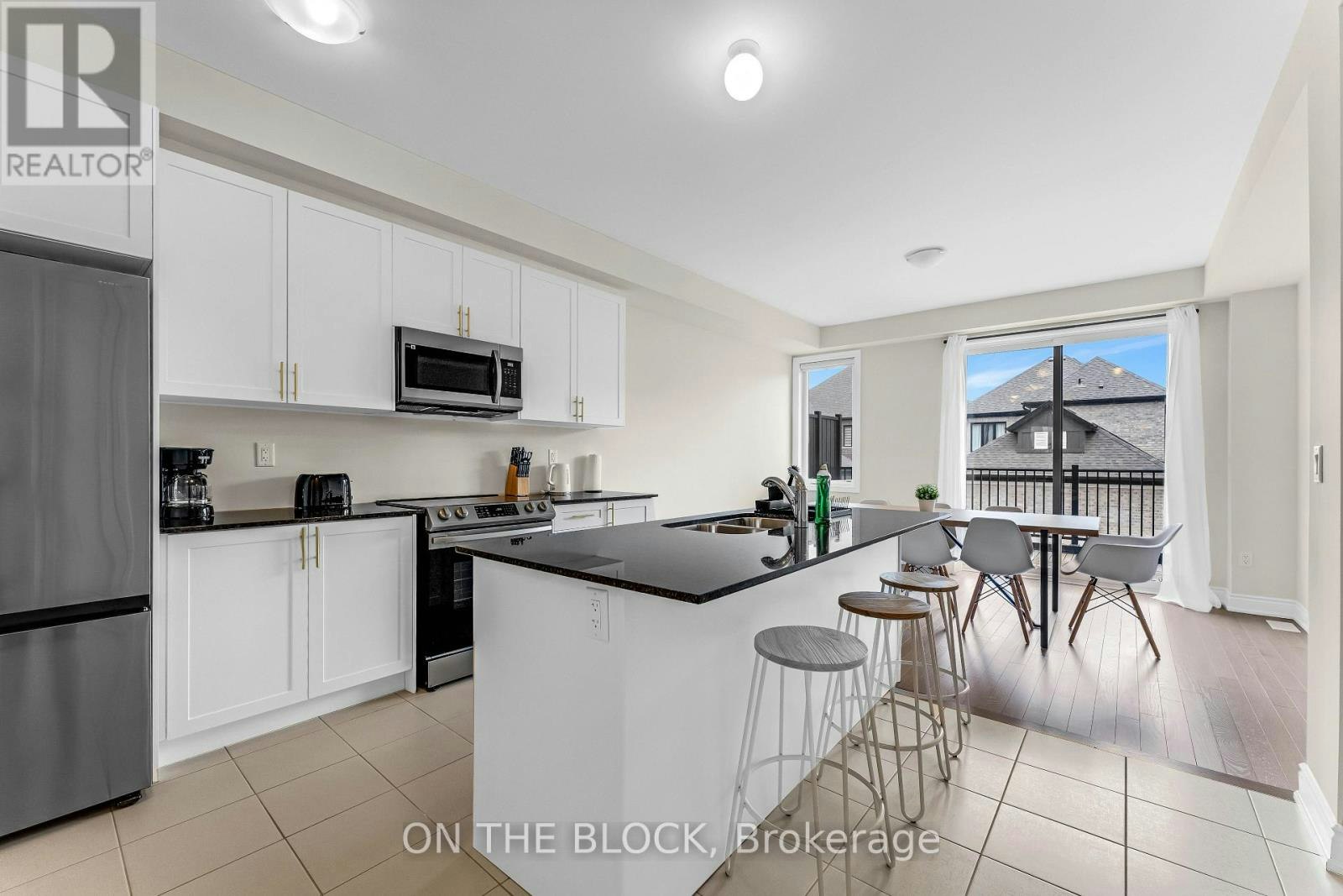 3347 Sixth Line, Oakville, ON, L6H 0Y7 - 10