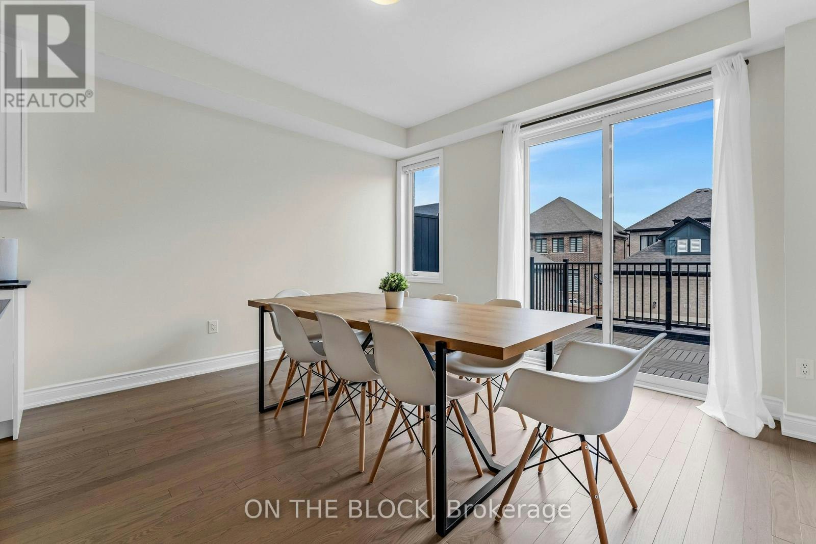 3347 Sixth Line, Oakville, ON, L6H 0Y7 - 14