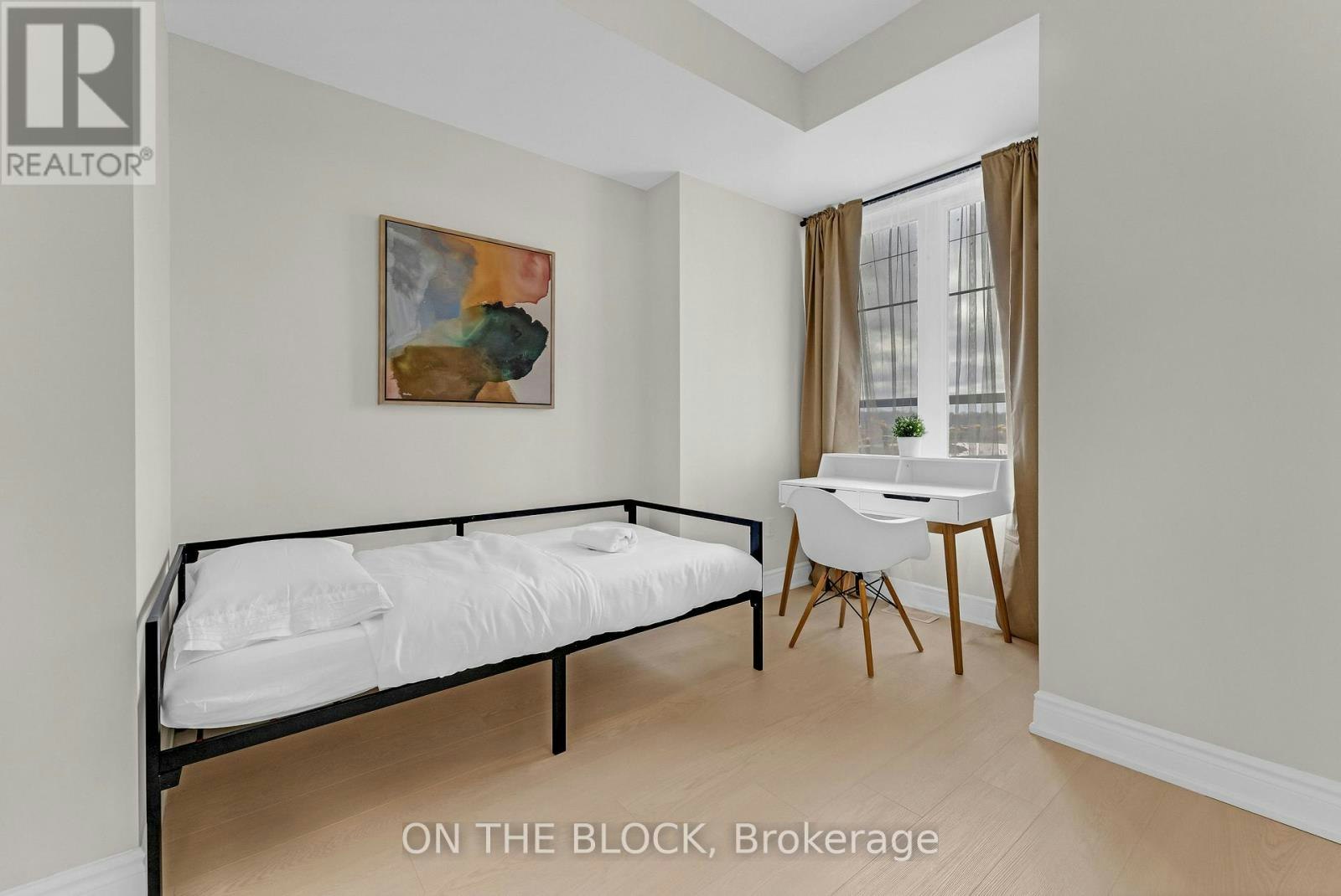 3347 Sixth Line, Oakville, ON, L6H 0Y7 - 4