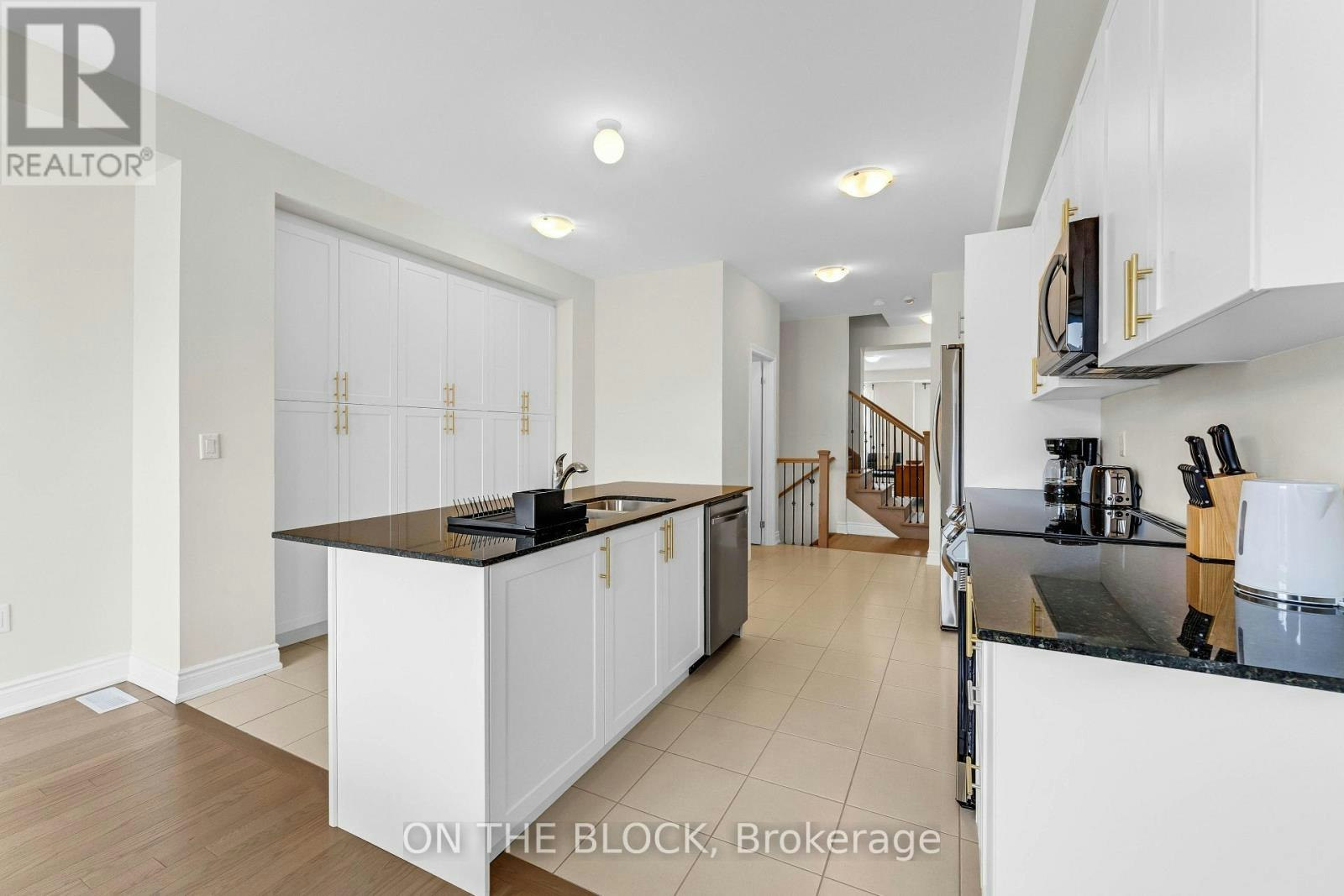 3347 Sixth Line, Oakville, ON, L6H 0Y7 - 13