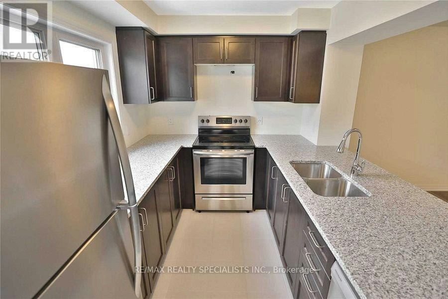 138 Stork Street, Oakville, ON, L6H 0X9 - 7