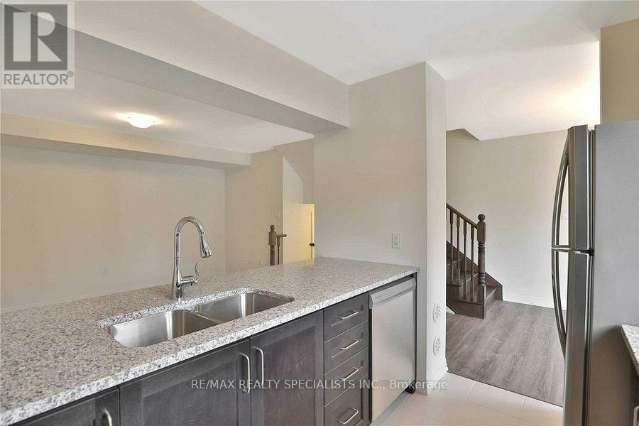 138 Stork Street, Oakville, ON, L6H 0X9 - 11