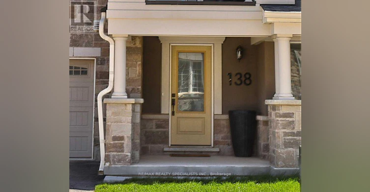 138 Stork Street, Oakville, ON, L6H 0X9 - 2