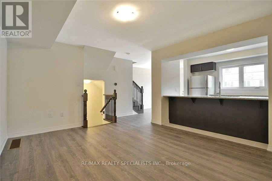 138 Stork Street, Oakville, ON, L6H 0X9 - 6