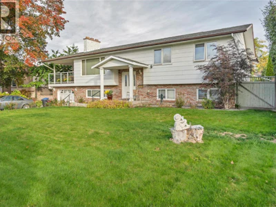 194 Acacia Crescent - 2