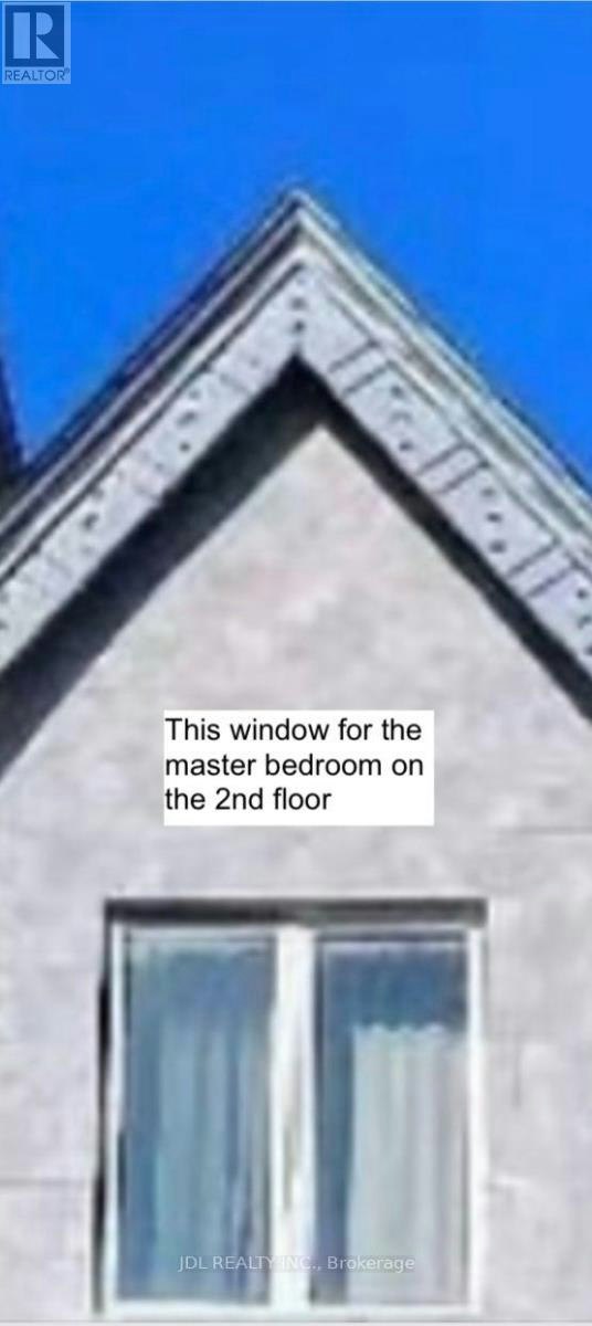 A 2ND FLR-MASTER 16 Bedroom Ross St Street, Toronto, ON, M5T 1Z9 - 2