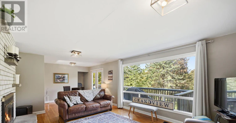 11836 Loyalist Parkway, Prince Edward County, ON, K0K 2T0 - 16