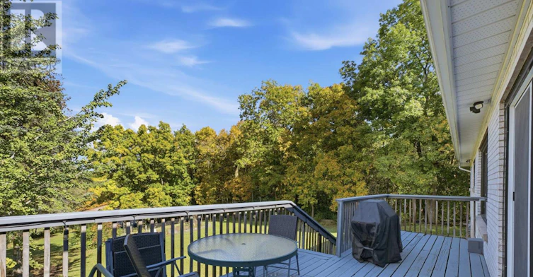 11836 Loyalist Parkway, Prince Edward County, ON, K0K 2T0 - 28