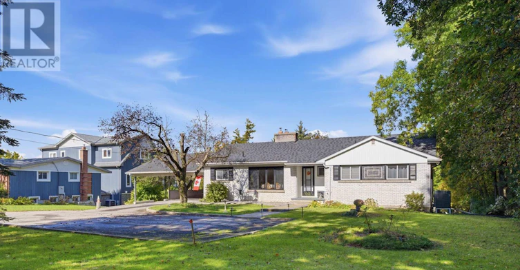 11836 Loyalist Parkway, Prince Edward County, ON, K0K 2T0 - 39