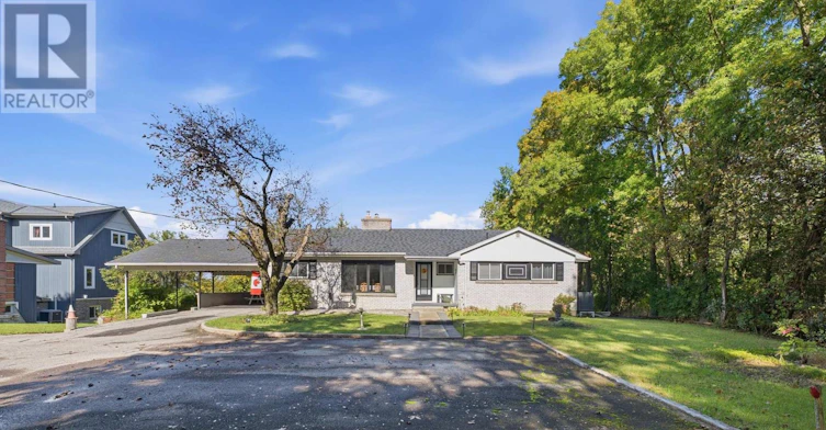 11836 Loyalist Parkway, Prince Edward County, ON, K0K 2T0