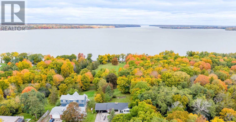 11836 Loyalist Parkway, Prince Edward County, ON, K0K 2T0 - 48