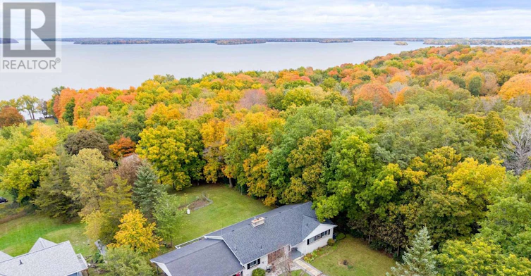 11836 Loyalist Parkway, Prince Edward County, ON, K0K 2T0 - 47