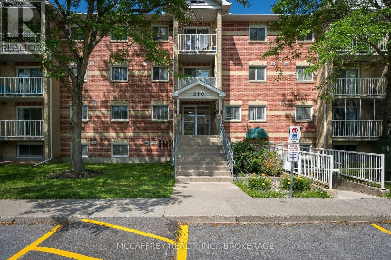 103-310 Kingsdale Avenue, Kingston, ON, K7M 8S1