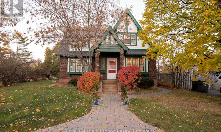 98 Summit Avenue