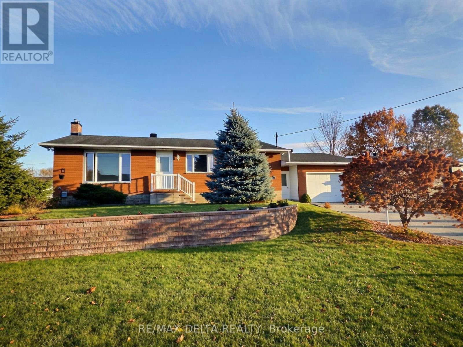 2022 Patricia Street, Clarence-Rockland, ON, K4K 1C1