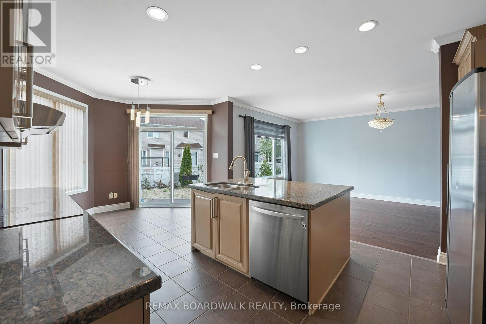 659 Pelican Street, Ottawa, ON, K4A 4K5 - 18