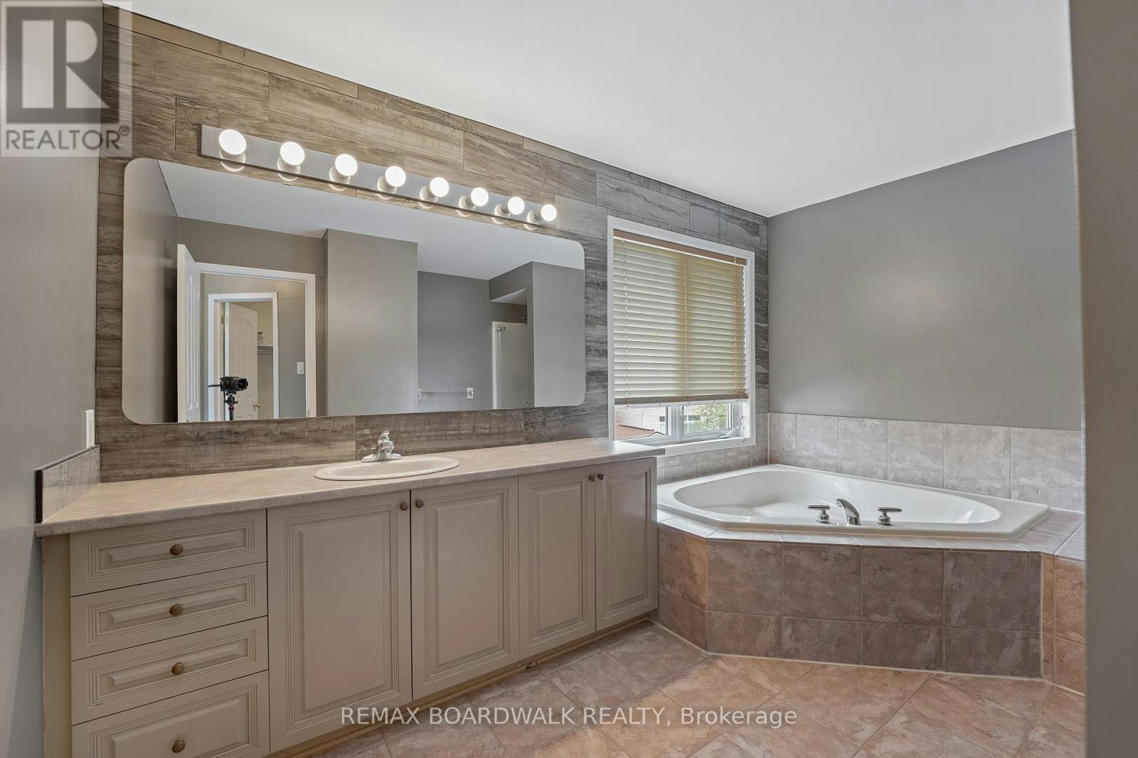 659 Pelican Street, Ottawa, ON, K4A 4K5 - 34
