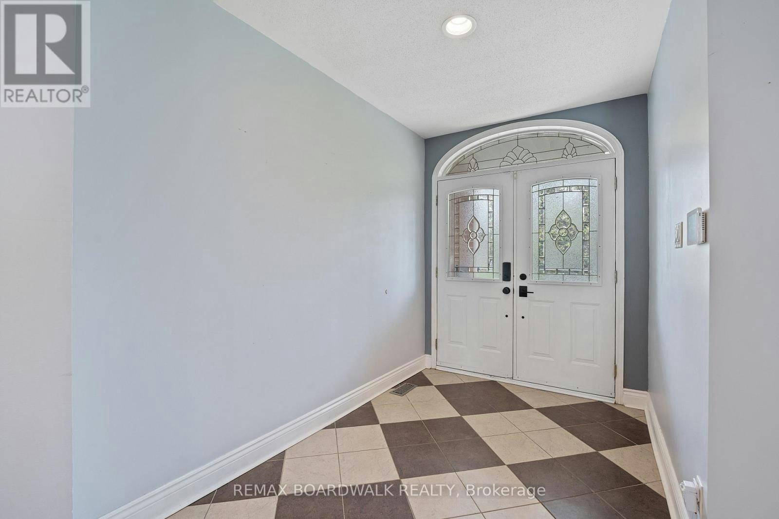 659 Pelican Street, Ottawa, ON, K4A 4K5 - 3