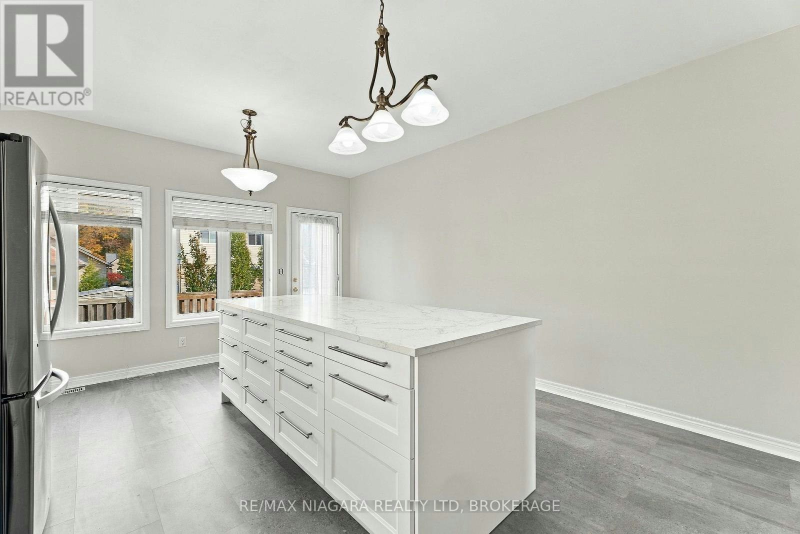 46 Raspberry Trail, Thorold, ON, L2V 5E3 - 9