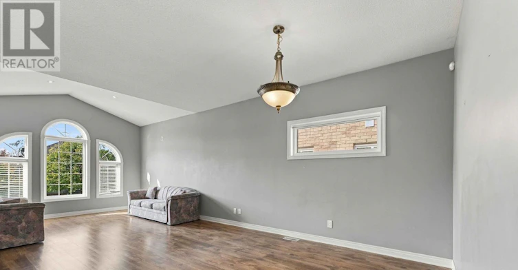 46 Raspberry Trail, Thorold, ON, L2V 5E3 - 3