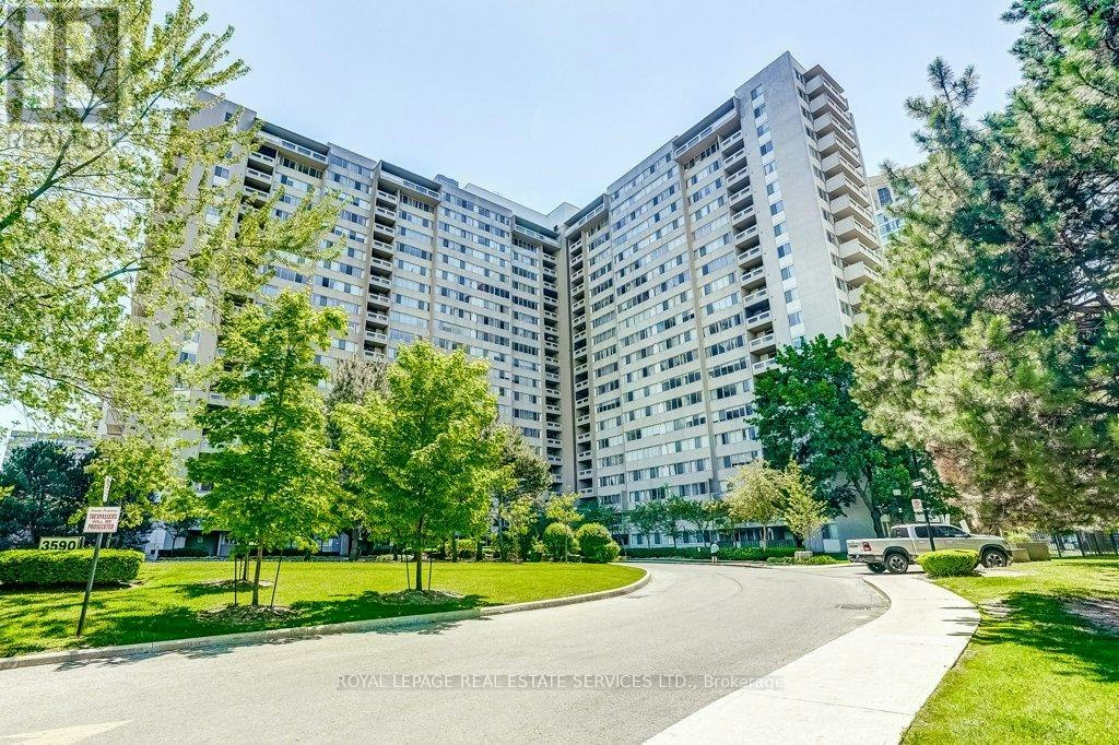 402-3590 Kaneff Crescent, Mississauga, ON, L5A 3X3