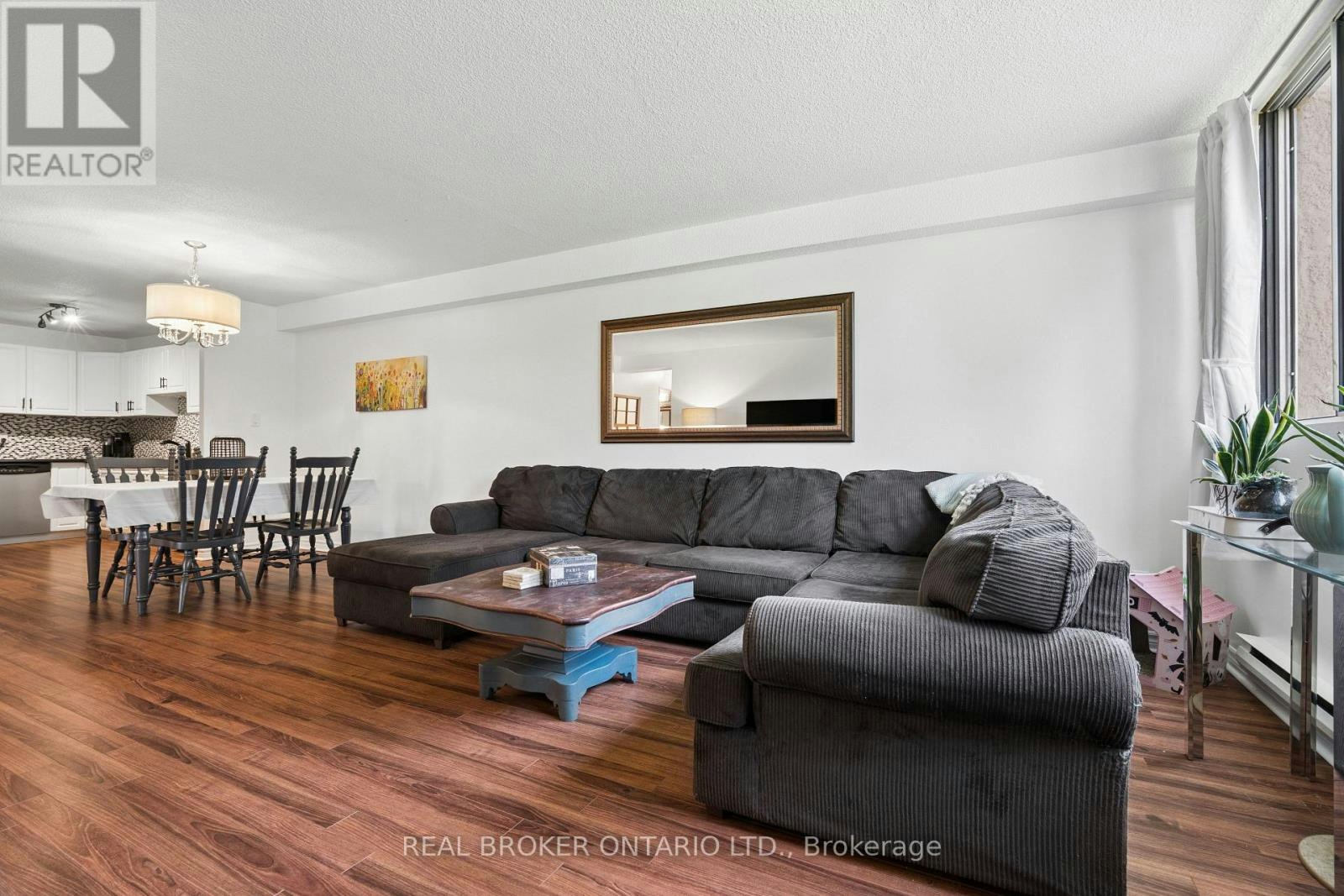 206-81 Millside Drive, Milton, ON, L9T 3X4 - 16