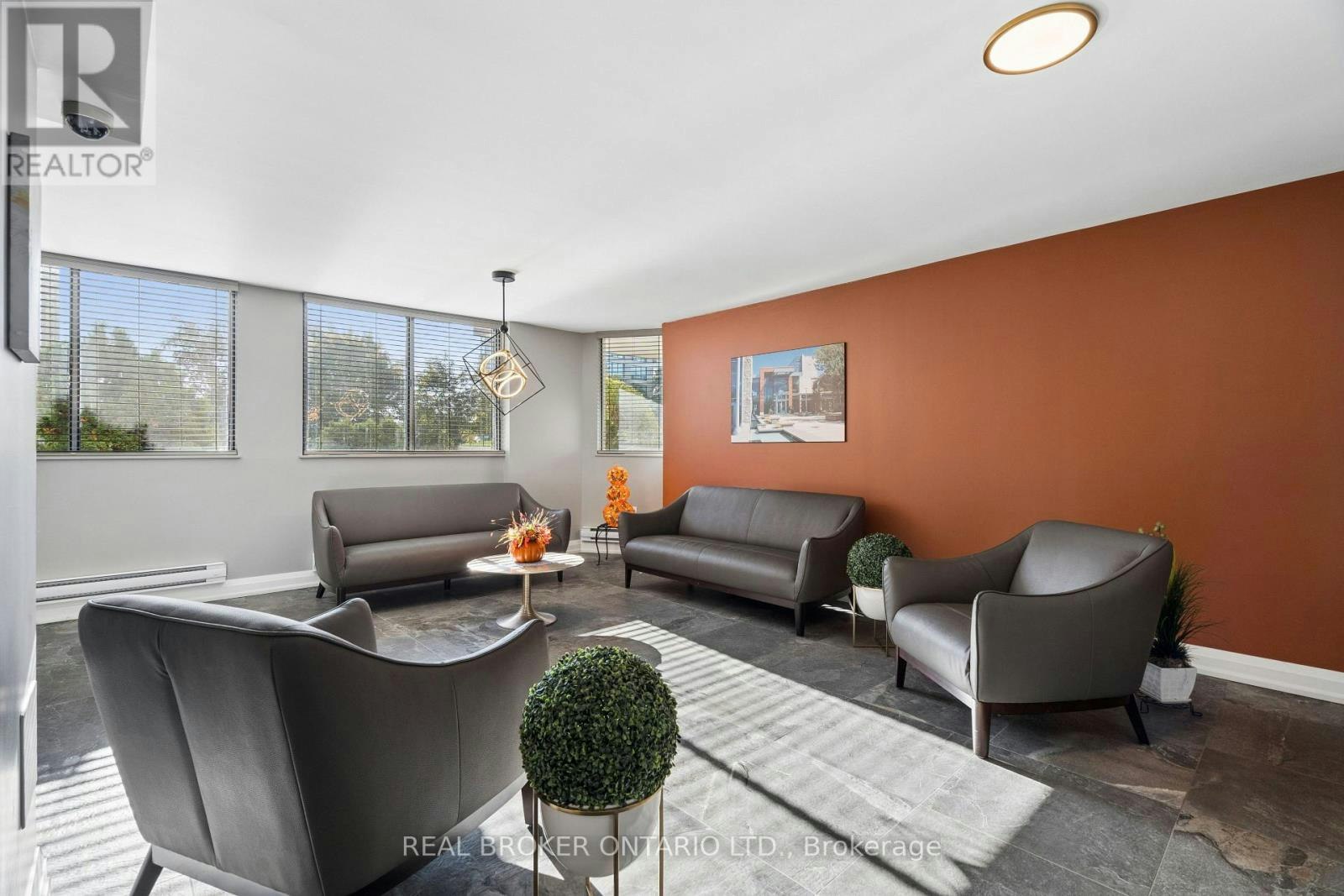 206-81 Millside Drive, Milton, ON, L9T 3X4 - 33
