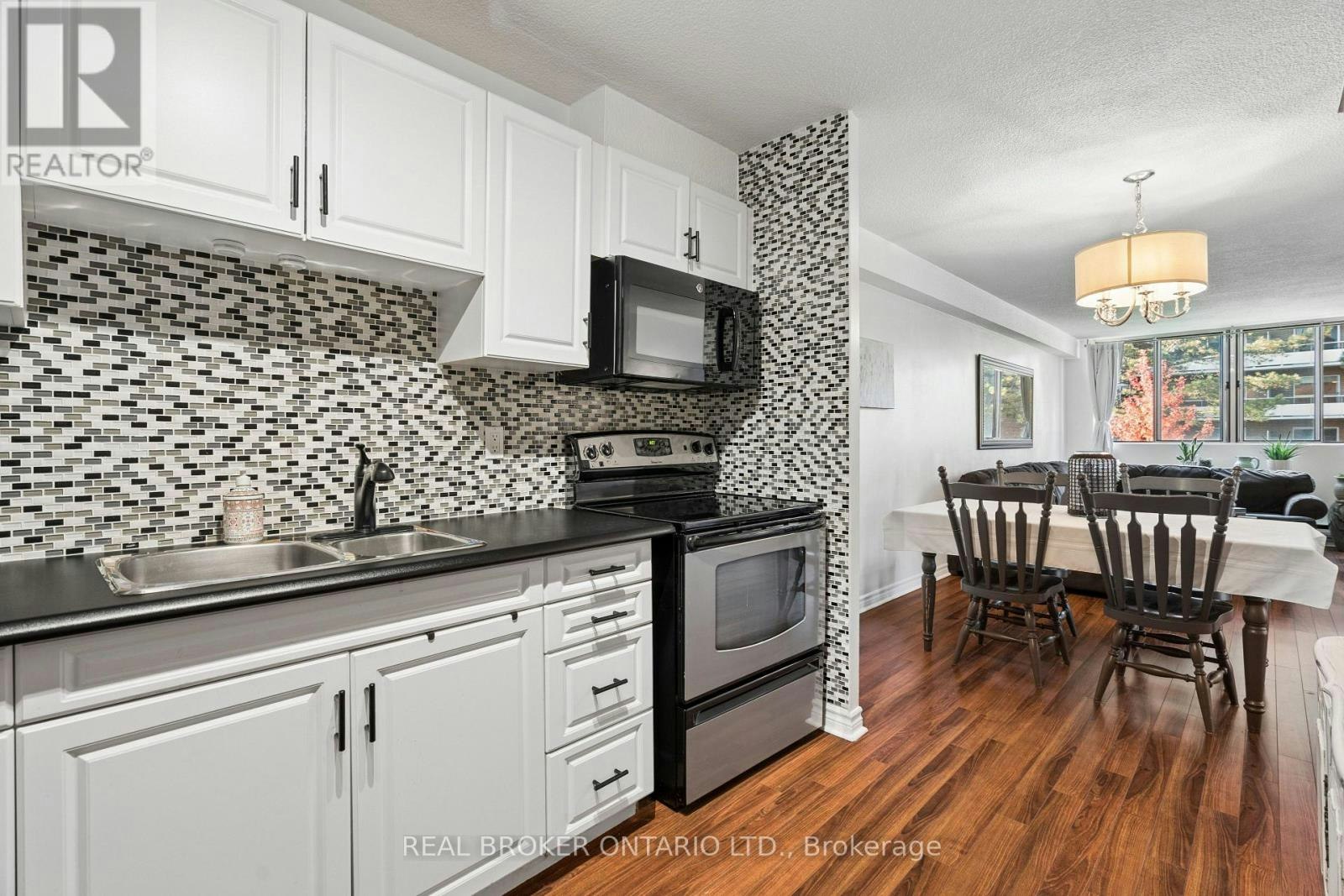 206-81 Millside Drive, Milton, ON, L9T 3X4 - 7