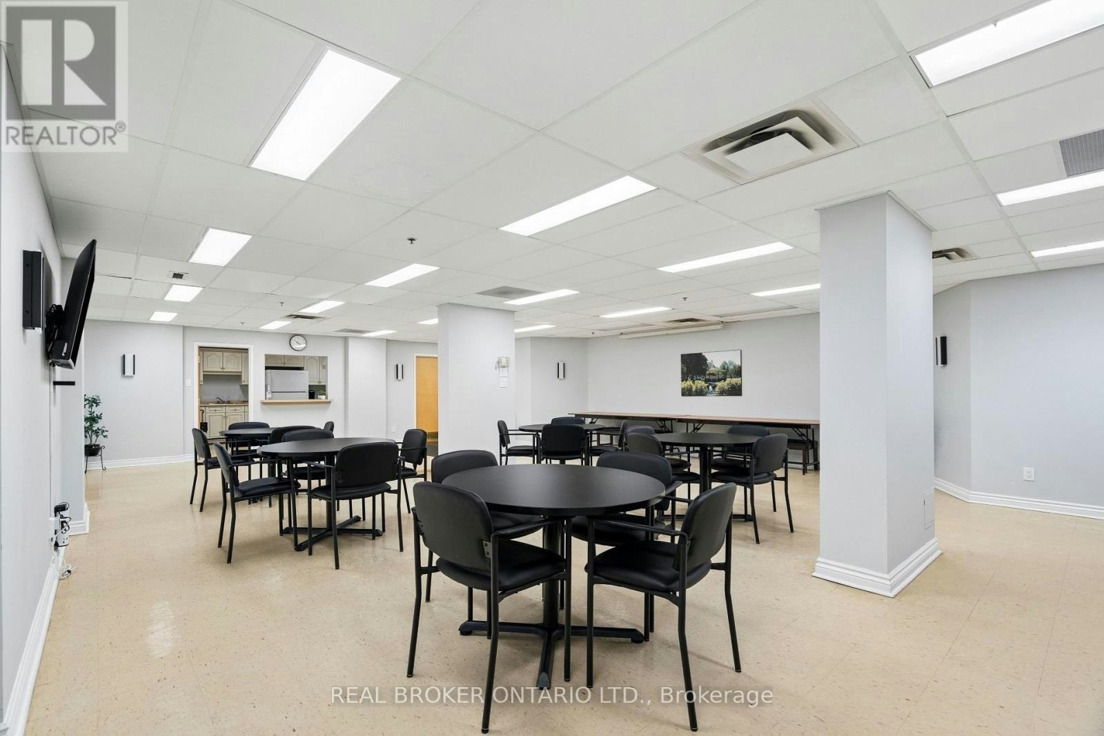 206-81 Millside Drive, Milton, ON, L9T 3X4 - 39