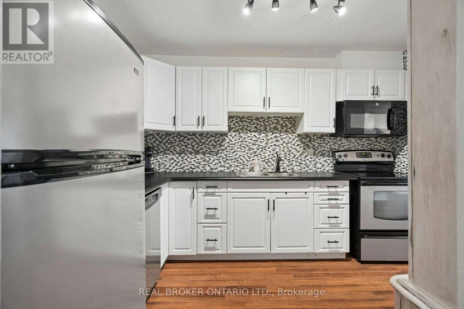 206-81 Millside Drive, Milton, ON, L9T 3X4 - 6