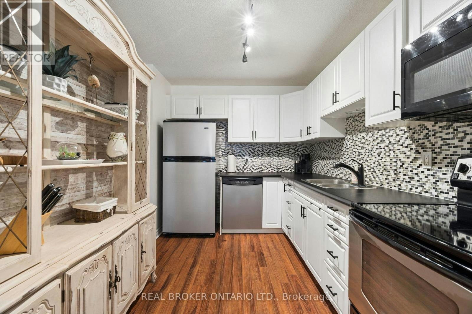 206-81 Millside Drive, Milton, ON, L9T 3X4 - 10